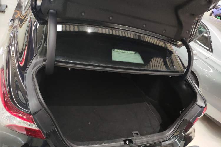 Used Toyota Camry 2019 Revised Version 2.5G Luxury Edition
