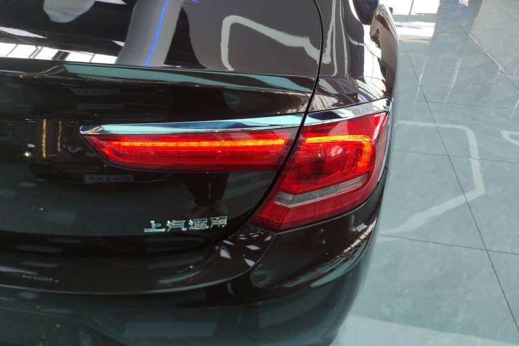 Used Buick LaCrosse 2018 20T Leading Model
