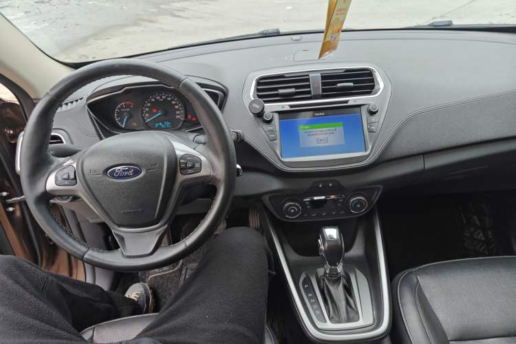 Used Ford Escort 2017 Happiness Edition 1.5L Automatic Fashion Version