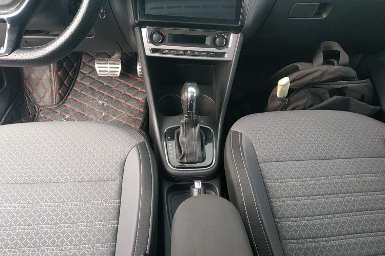 Used Volkswagen Polo 2014 1.6L Cross Polo Automatic
