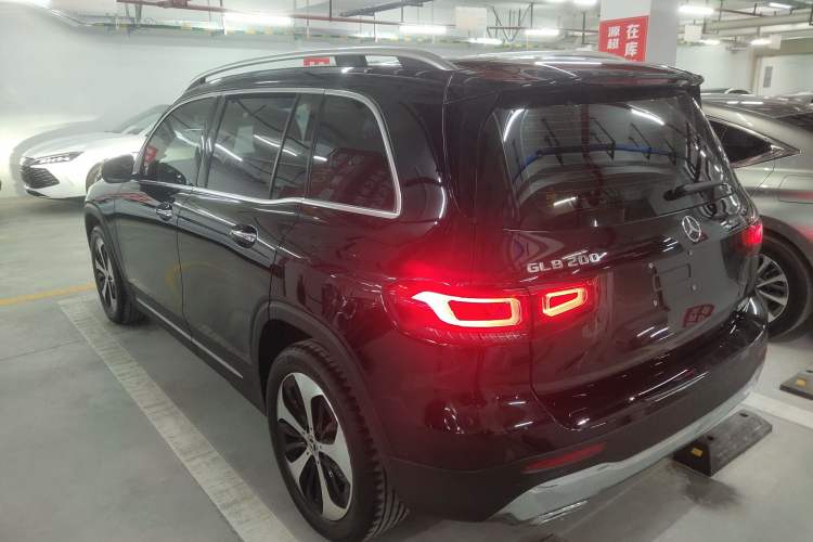 Used Mercedes-Benz GLB 2022 Updated GLB 200 Fashion Edition
