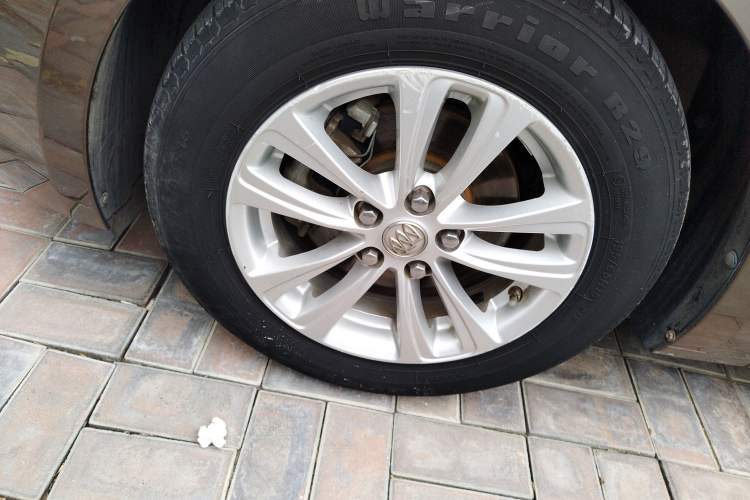 Used Buick GT 2015 15N Automatic Entry-Level Trim
