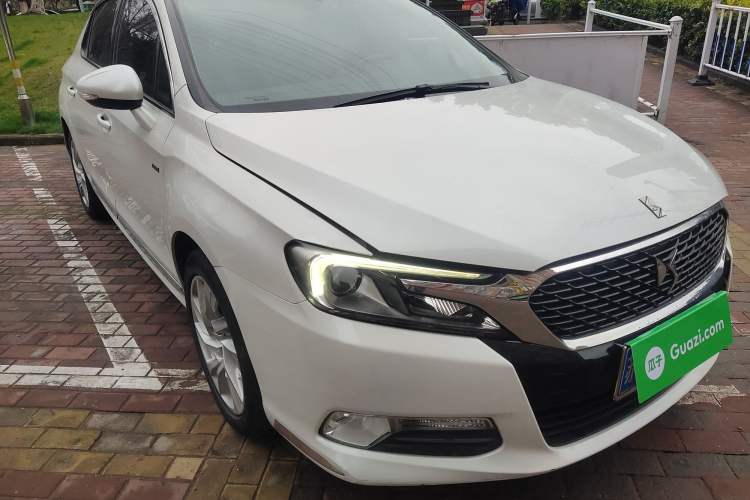 Used DS 5LS 2016 1.6T Style Edition THP160
