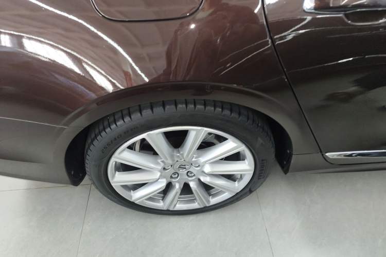 Used Volvo S90 2019 T5 Prestige Edition
