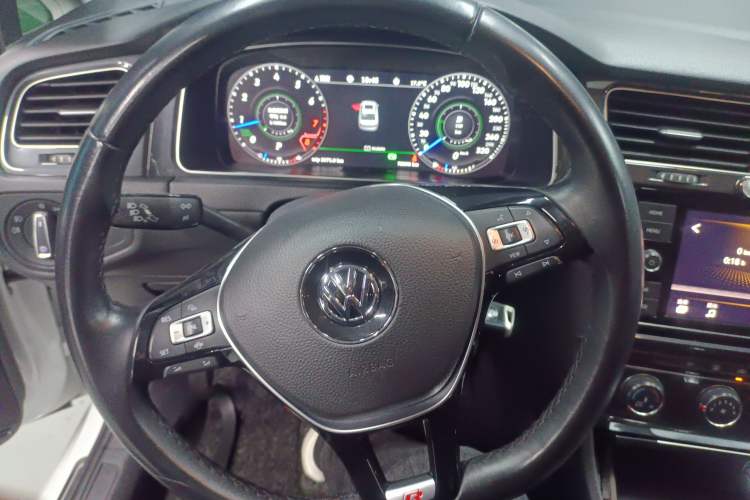 TDK.VehicleDetails.img