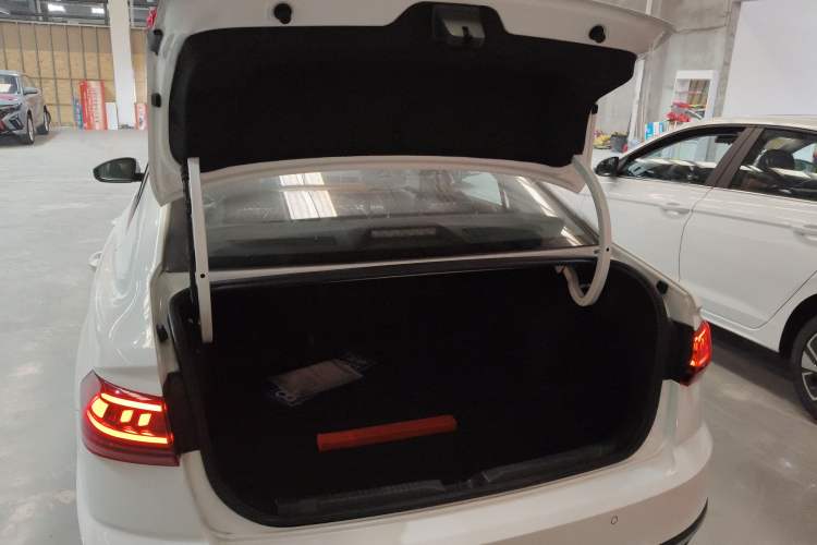 Used Volkswagen Bora 
