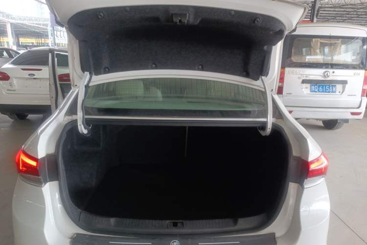 Used Buick GT 2019 15T Dual-Clutch Connected Elite Model China VI
