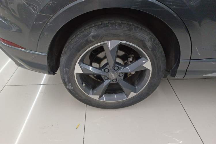 Used Audi Q3 2019 35 TFSI Fashion Dynamic Model