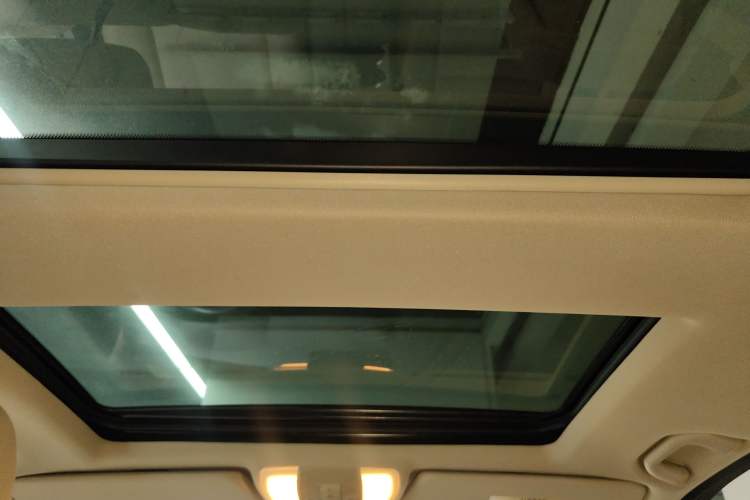 Used Mercedes-Benz GLK-Class 2013 Facelift GLK 300 4MATIC Fashion Edition
