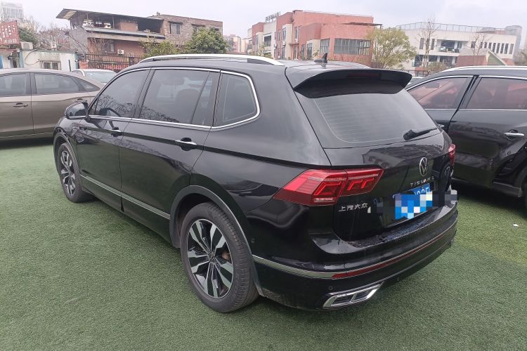 Used Volkswagen Tiguan L 2022 330TSI Automatic Two-Wheel Drive R-Line Enhanced Edition
