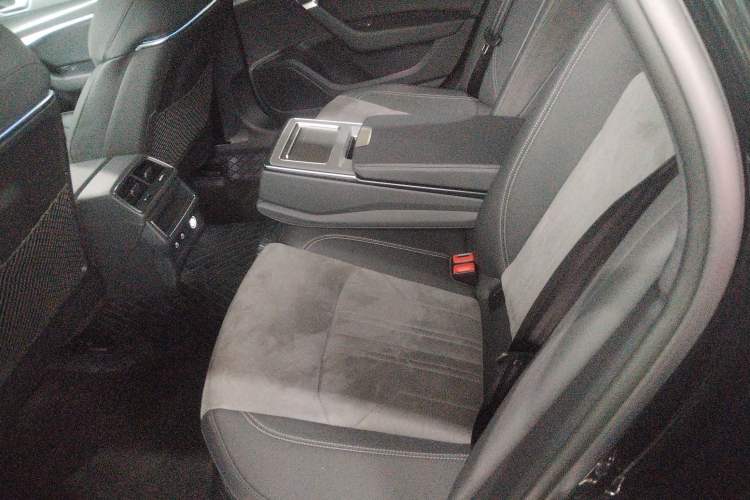 Used Audi A6L 2024 40 TFSI Luxury Dynamic Edition
