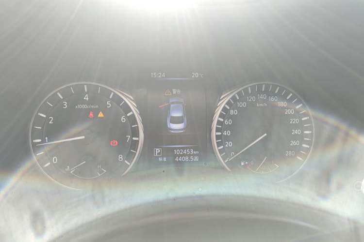 Used Infiniti Q50L 2018 2.0T Enjoyment Version China VI Standard
