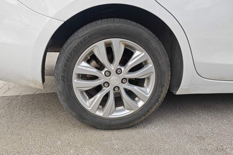 Used Buick GT 2018 15T Manual Elite Version China V Standard
