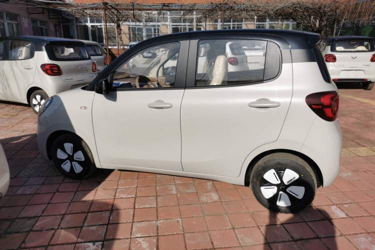 Used Wuling Hongguang MINIEV 2025 Four-Door Version Zhenxiang+ Edition
