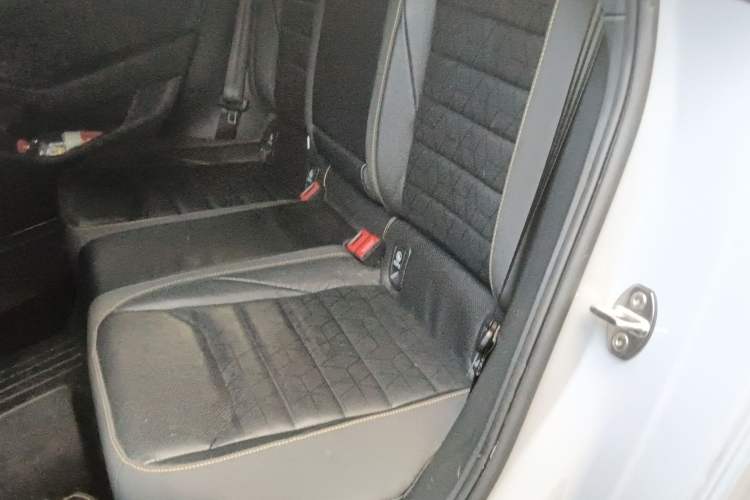 Used Volkswagen FAW-Volkswagen CC 2023 380TSI Striking Edition
