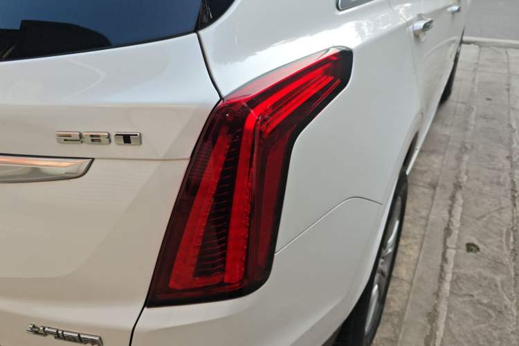 Used Cadillac XT5 2020 28T Luxury Version
