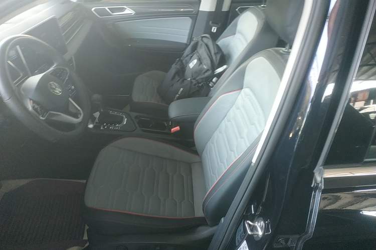 Used Volkswagen Tiguan L New Energy 2023 430 PHEV Plug-in Hybrid Prestige Edition
