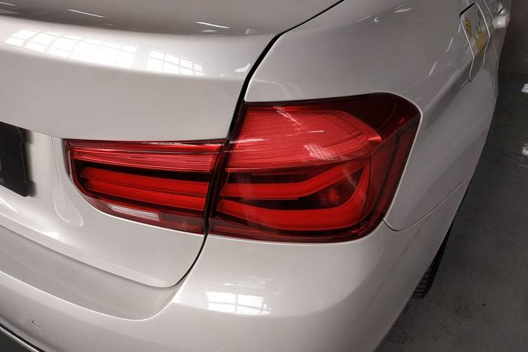 Used BMW 3 Series 2017 318Li Fashion Model
