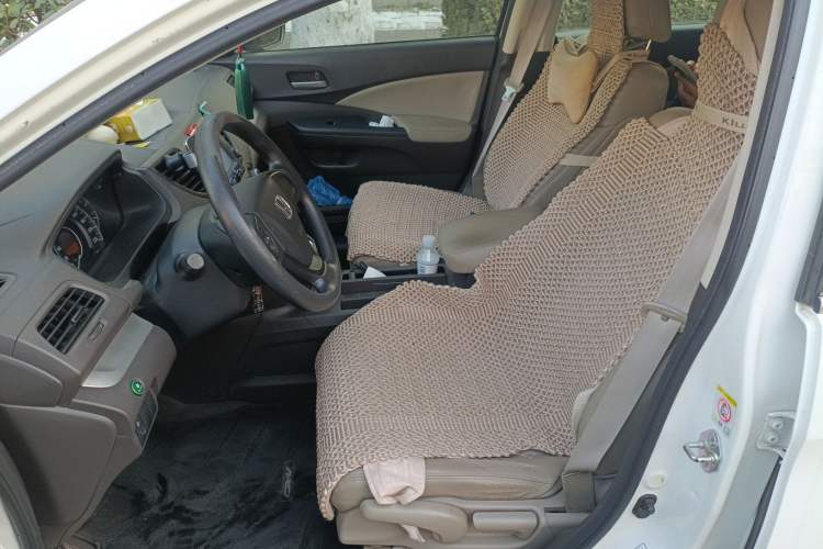 Used Honda CR-V 2012 2.0L two-wheel drive urban version
