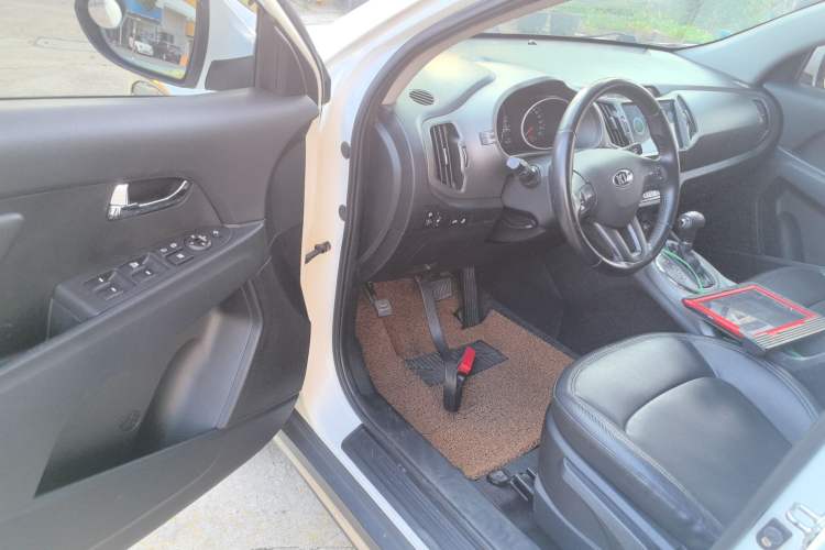 Used Kia Sportage R 2016 2.0L Automatic Two-Wheel Drive GLS Trim