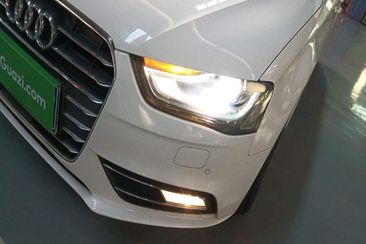 Used Audi A4L 2013 35 TFSI Automatic Comfort Model
