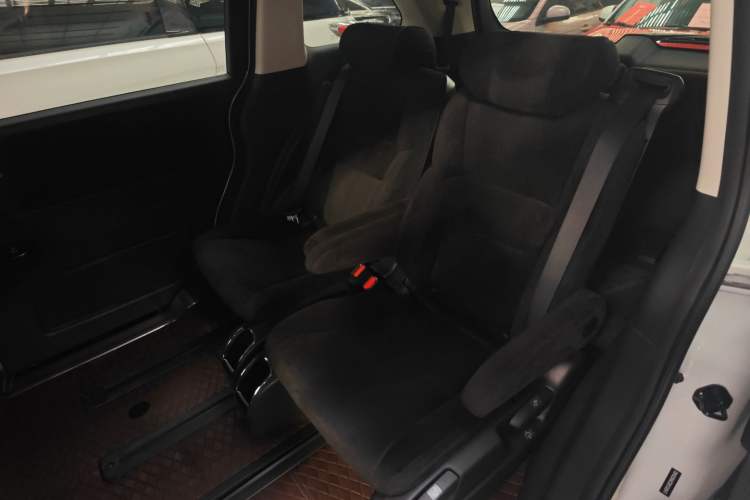 Used Honda Odyssey 2024 2.0L eHEV Sharp & Enjoy Edition