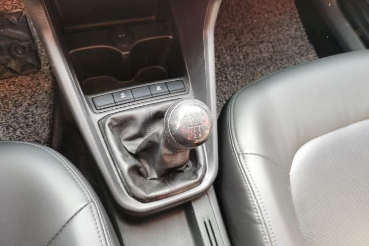 Used Volkswagen Santana 2019 1.5L Manual Fashion Edition China VI Standard
