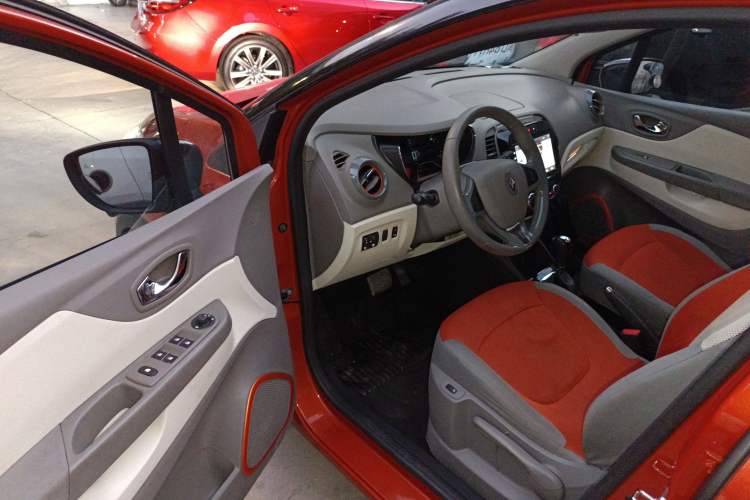 Used Renault Captur 2015 1.2T Automatic Comfort Edition