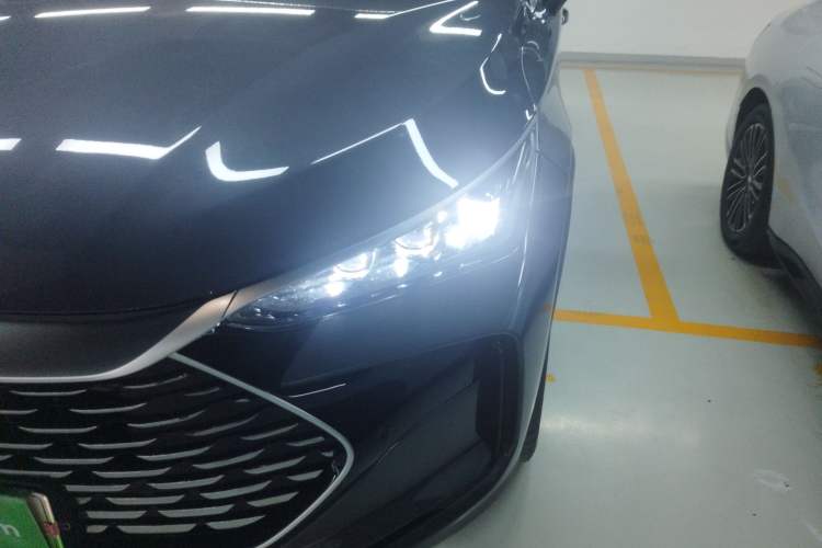 Used BYD Tang New Energy 2024 DM-i Glory Edition 112KM Prestige Model