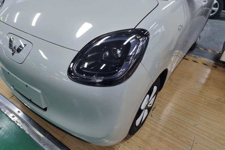 Used Wuling Hongguang MINIEV 2025 Four-Door Version Advanced Edition
