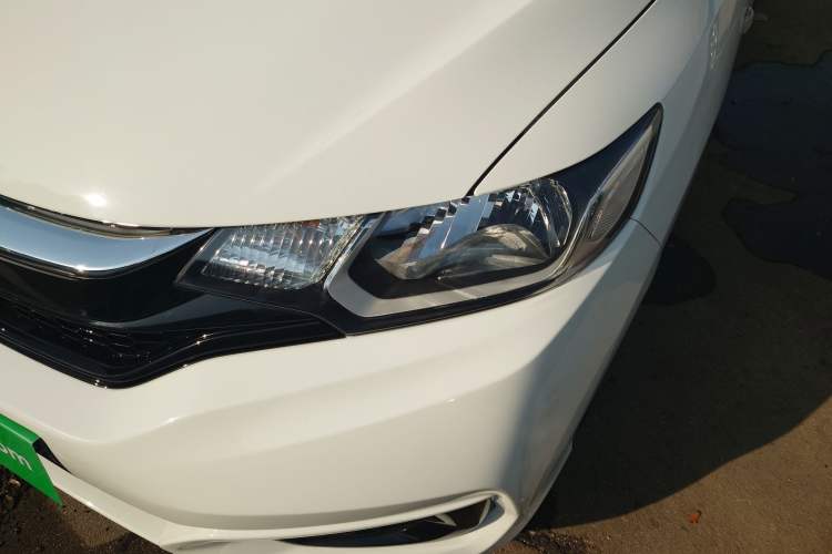 Used Honda Fit 2018 1.5L CVT Comfort Sunroof Version