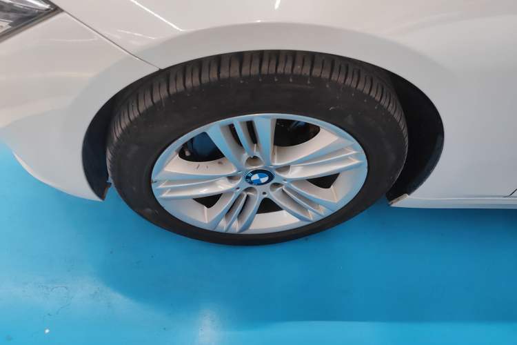 Used BMW 3 Series 2017 320Li Fashion Model
