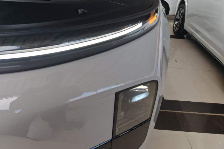 Used Li Auto L6 2025 Pro Smart Refresh Edition
