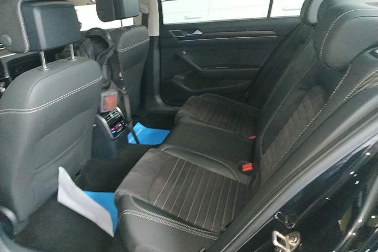 Used Volkswagen Magotan 2020 330TSI DSG Leading Model
