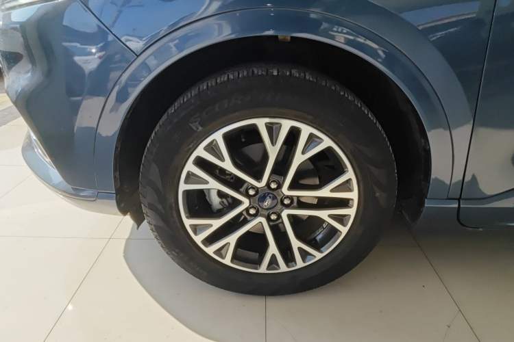 Used Ford Escape 2020 EcoBoost 245 Four-Wheel Drive Luxury Edition
