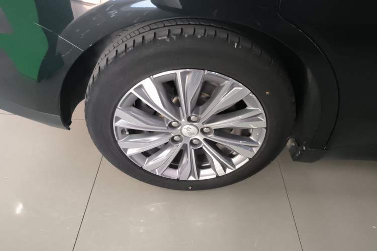 Used Hongqi E-QM5 2023 620km PLUS