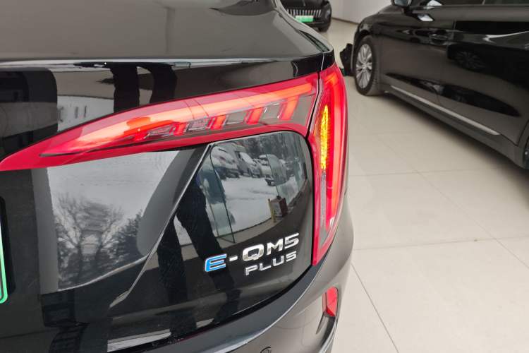 Used Hongqi E-QM5 2024 610 km PLUS