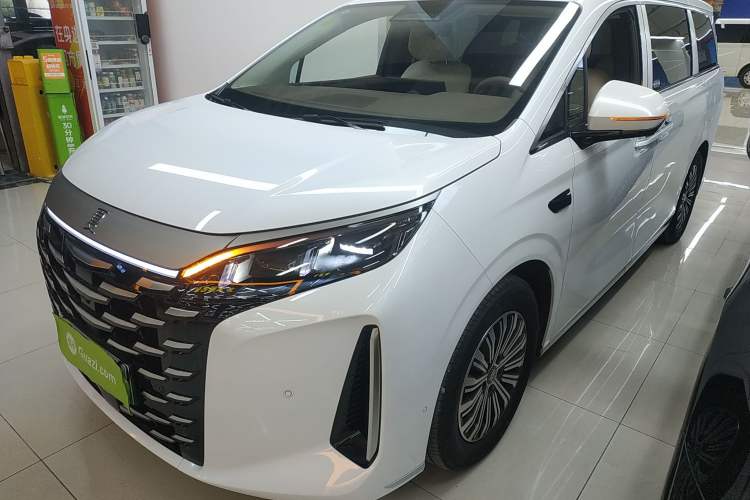 Used BYD Xia 2025 DM-i 1.5T 180km Beyond Edition