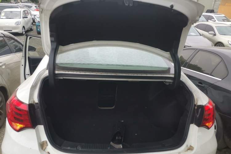 Used GAC Trumpchi GA6 2016 235T DCT Elite Edition
