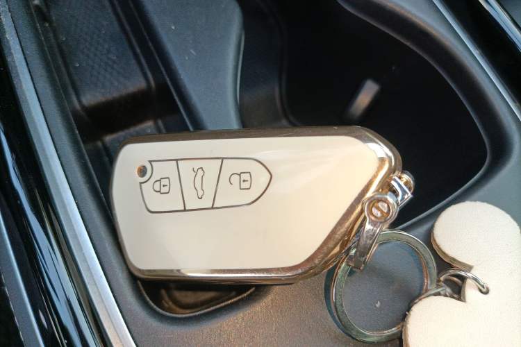 Used Volkswagen ID.4 CROZZ 2022 Long-Range Lite PRO Edition
