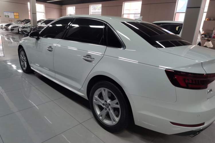 Used Audi A4L 2018 30th Anniversary Edition 40 TFSI Trendy Model
