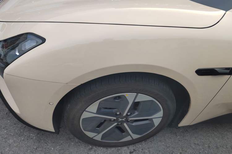 Used XPeng MONA M03 2024 620 with Ultra-Long Range
