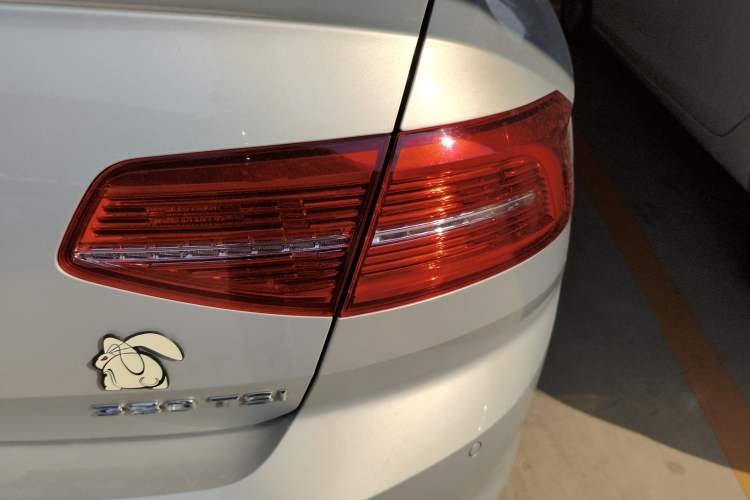 Used Volkswagen Magotan 2017 330TSI DSG Luxury Model