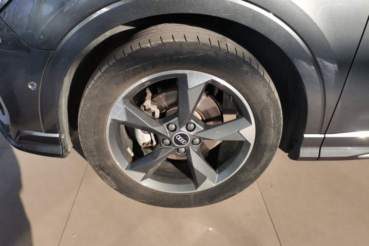 Used Audi Q3 2022 35 TFSI Fashion Dynamic Model