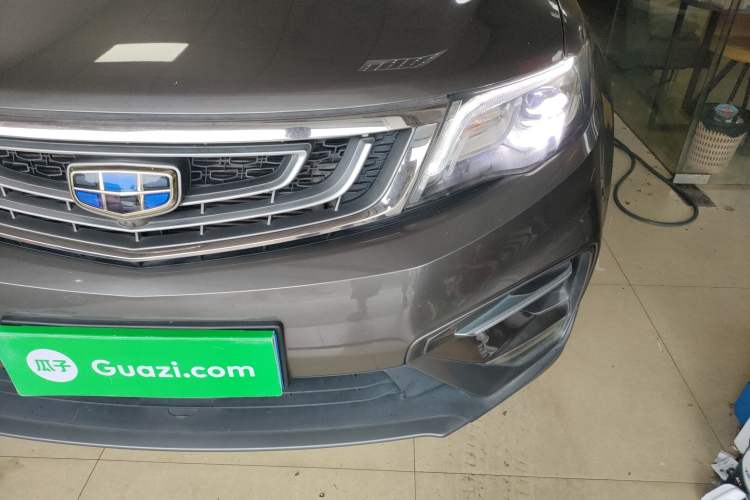 Used Geely Auto Emgrand X7 Sport 2018 1.8TD Automatic Two-Wheel Drive Smart Connect 4G Internet Edition
