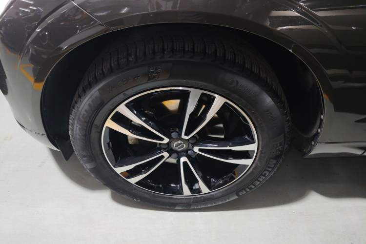 Used Volvo XC60 2019 T5 4x4 Zhiyuan Edition China VI Standard