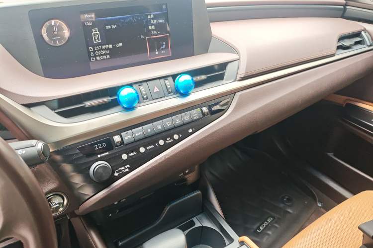 Used Lexus ES 2020 200 Excellence Edition