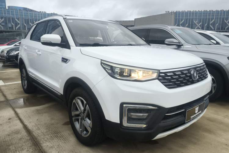 Used Changan CS55 2018 1.5T Automatic Colorful Edition China V Standard
