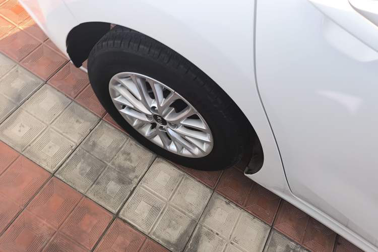 Used Kia K2 2017 Sedan 1.4L Automatic GLS
