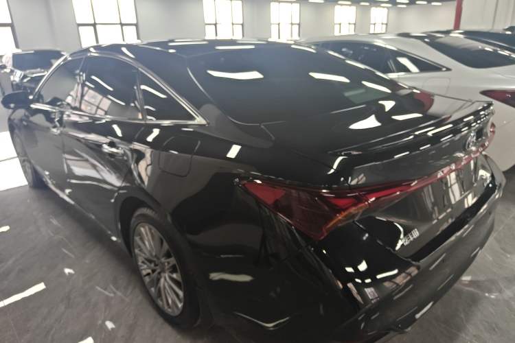 Used Toyota Avalon 2024 Dual-Engine 2.5L XLE Premium Edition

